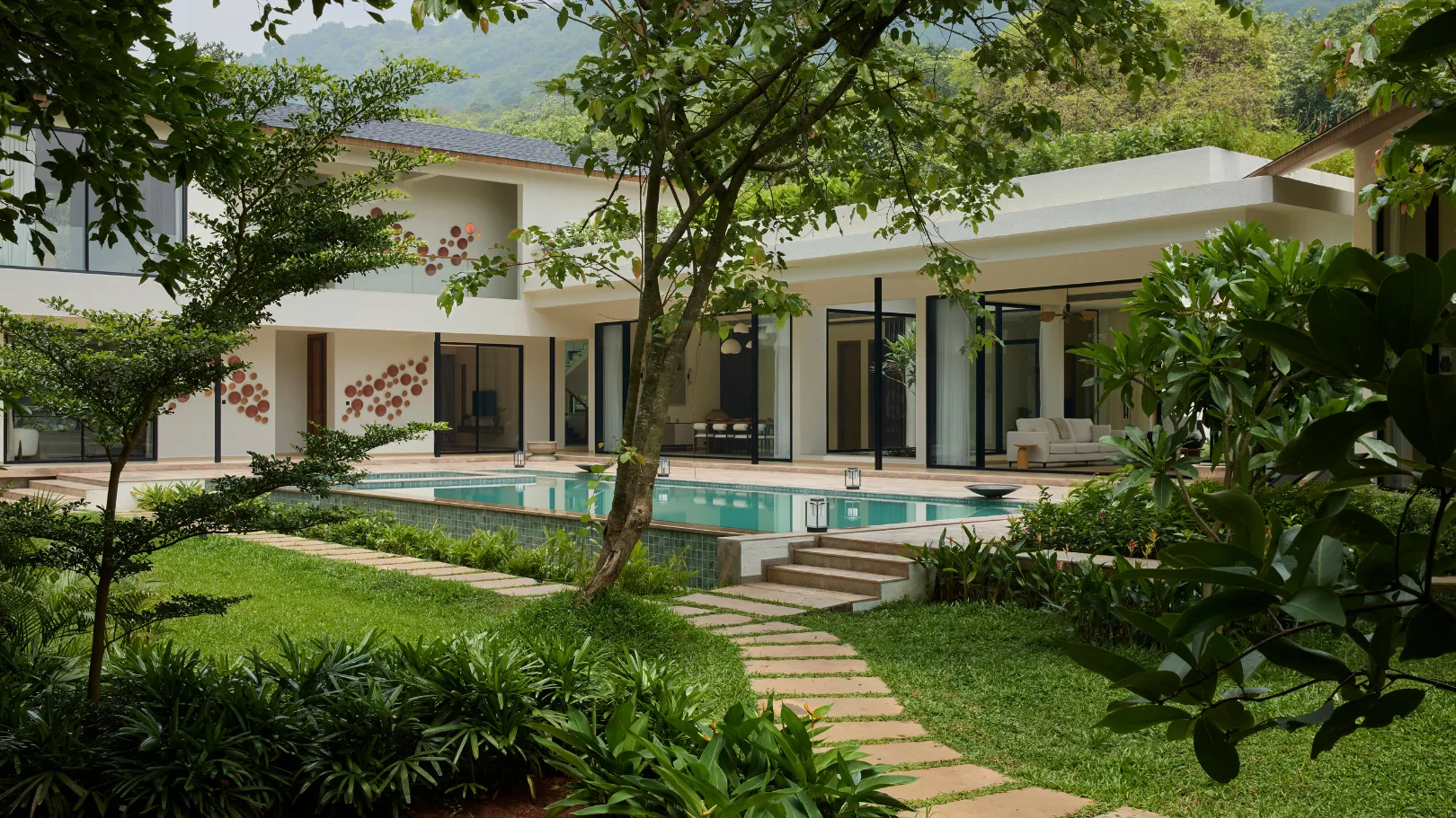 Turf & Landscaping